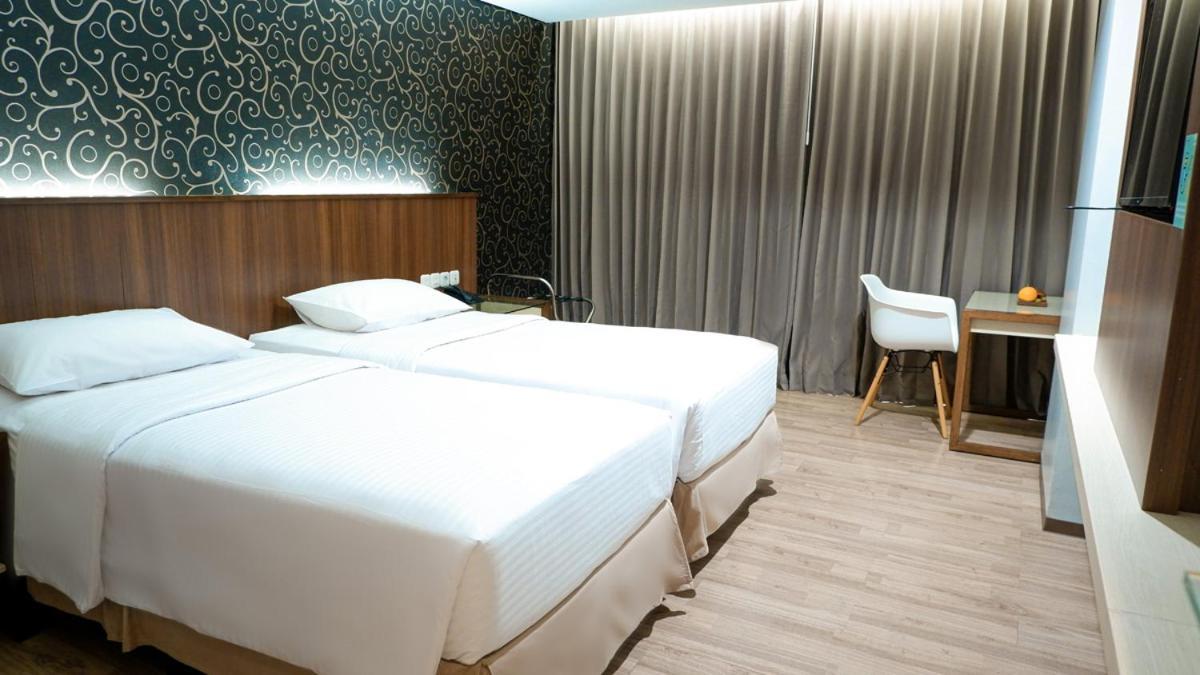 Hotel Ayola Sunrise Mojokerto Dış mekan fotoğraf
