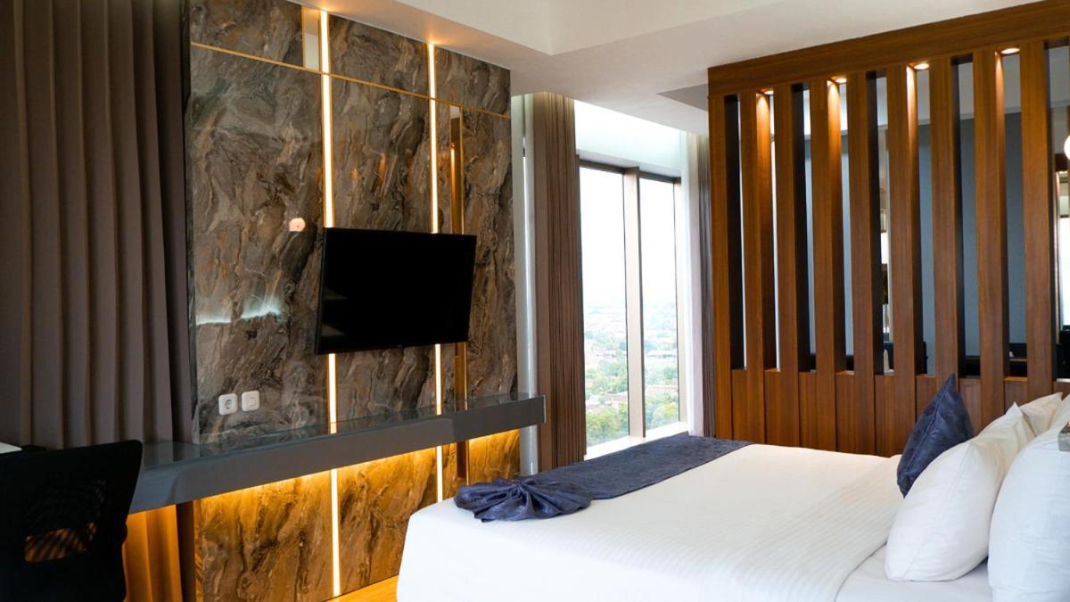 Hotel Ayola Sunrise Mojokerto Dış mekan fotoğraf