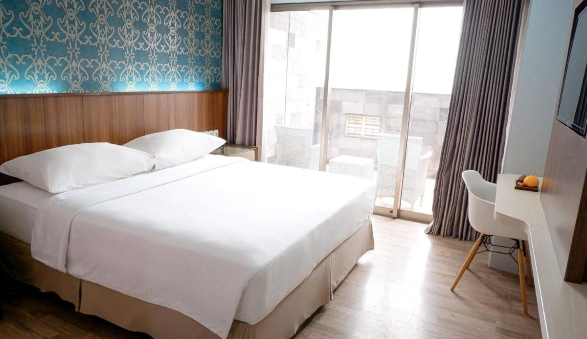Hotel Ayola Sunrise Mojokerto Dış mekan fotoğraf