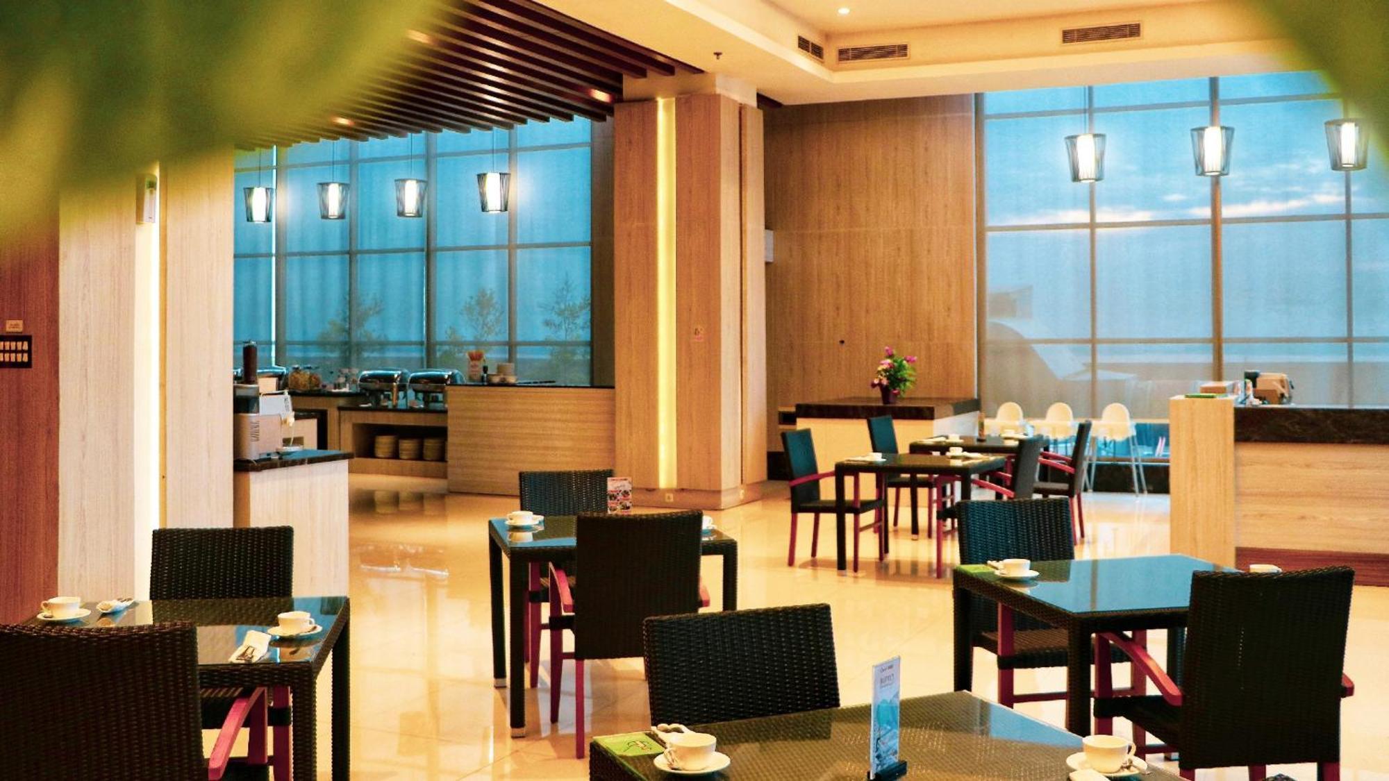 Hotel Ayola Sunrise Mojokerto Dış mekan fotoğraf